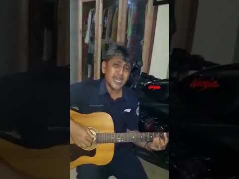 Ebiet G Ade Seberkas Cinta Yang Sirna